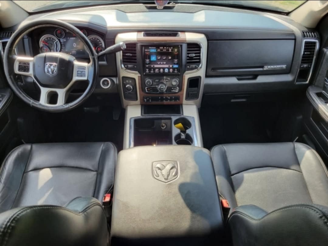 Dashboard & infotainment