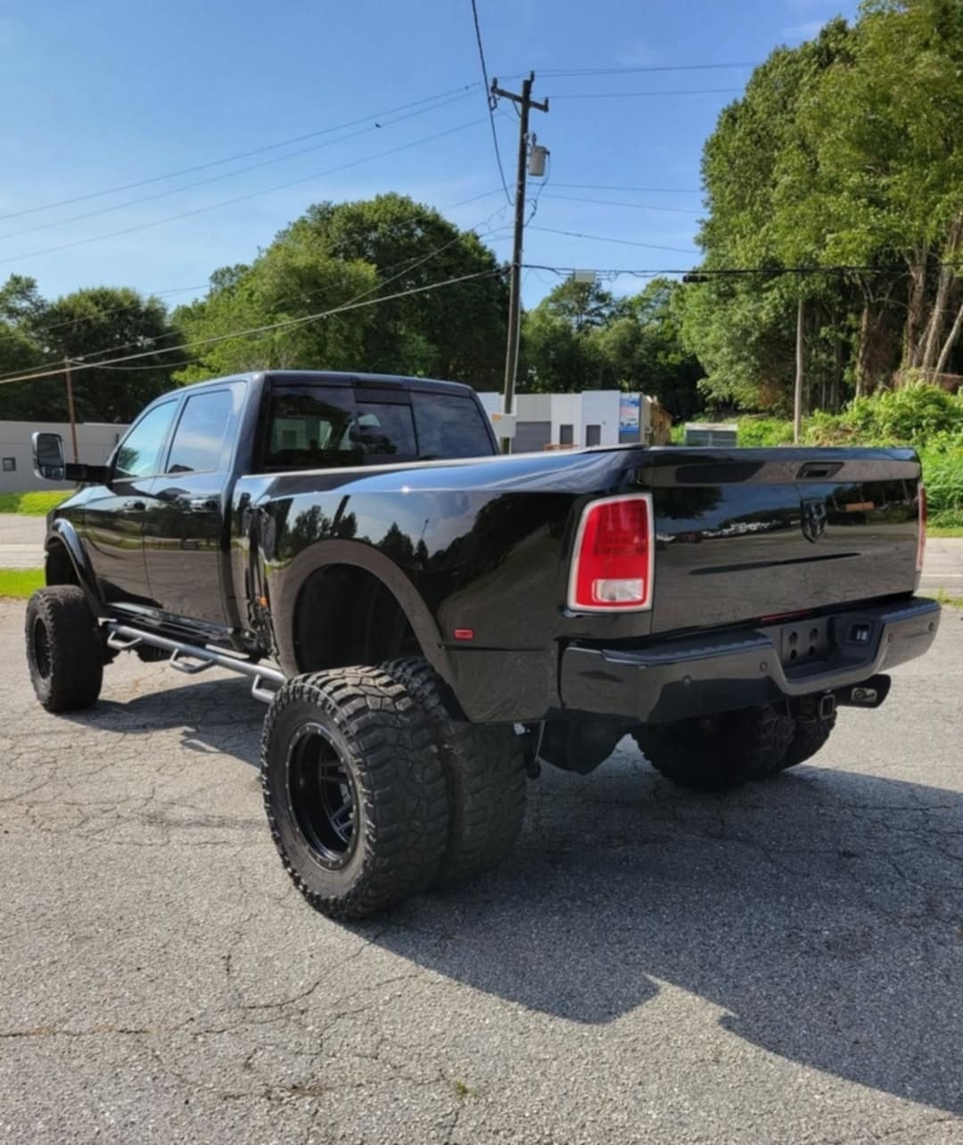 2014 RAM 3500 Laramie front view
